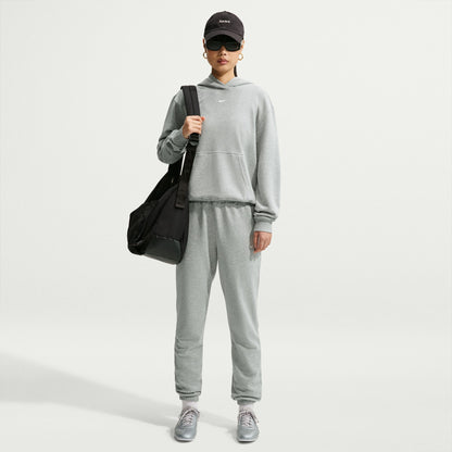 Person wearing a grey Nike hoodie 