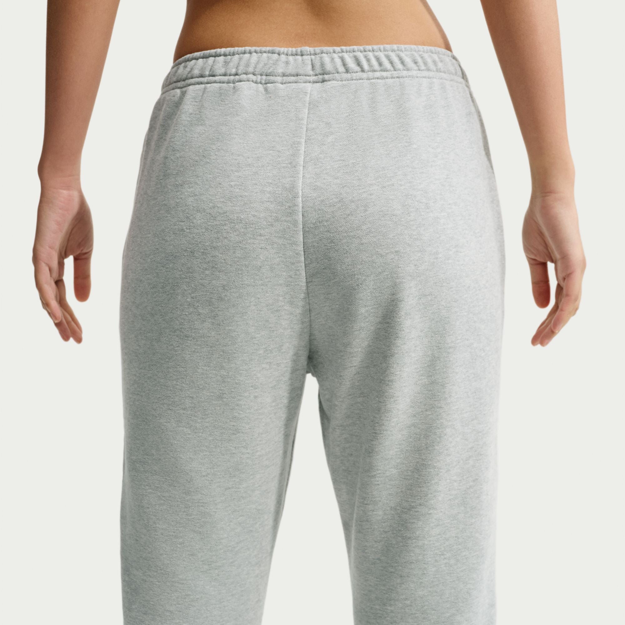 Nike Studio Fleece
Women's Mid-Rise Pants