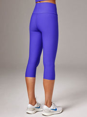 Super soft and supportive, the Olympus Rib Werk It! 3/4 Legging is made for all the ways you move, these oh-so-chic ribbed tights feature a high waist ideal for low impact and mat-based workouts. Team with the matching Dharma Sports Bra to set a super stylish new tone at your weekly yoga and pilates workout.