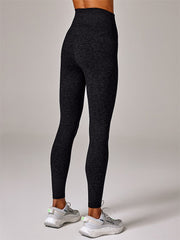 On the bike, the mat, or at the barre, the super soft, ultra high rise waist Running Bare Peach Studio Legging with v back yoke elongates your leg for that peach perfect fit. Constructed from RB Peach Me with a luxe velvety feel both inside and out and incredible four-way stretch. The perfect activewear tight for studio workouts including yoga and pilates.