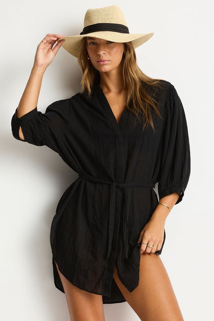 Relaxed Fit
Button through
Balloon Sleeves
Removable Belt
Super soft lightweight cotton
Side splits