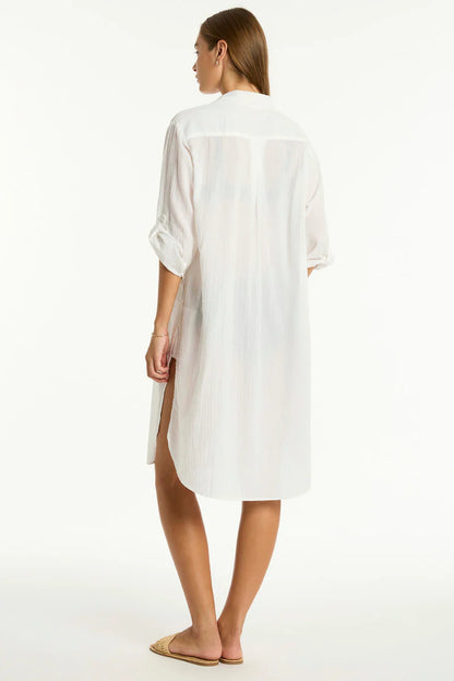  Salt collection is crafted from a super soft, light-weight cotton fabric and designed to throw over your swim and go, or dress up it up for an elevated resort wear look.

Relaxed fit
Button through
Side pockets
Fabric Composition:
100% Cotton
