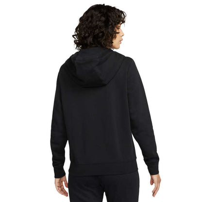 best-selling fleece for a reason, Club Fleece has a cozy, familiar feel and consistent fit you can return to again and again. Brushed for added warmth and softness, it’s an ideal layer for colder temperatures.
Ribbing at the hem and cuffs is soft and stretchy for easy layering.
Jersey-lined 3-panel hood feels soft and smooth.