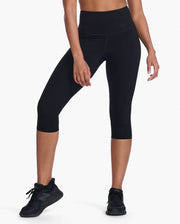 A comfortable yet firm fit for all-day wear, not just training, the Form Hi-Rise Compression Tights offers full-coverage in all the right places for a sculpted flattering silhouette
