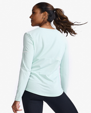 Motion Long Sleeve Designed with shaped front and back hem for maximum coverage when bending and stretching, the Motion Long Sleeve is made from a durable, sweat-wicking fabric so you can give your all to any workout. Model wears a small