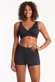 Sea Level Swim is committed to creating collections in the most mindful and sustainable ways. Their swimsuits are made from advanced eco-friendly fabrics which use regenerated nylon yarns derived from pre-consumer waste. These recycled textiles maintain a durable soft feel and premium quality. Tummy control Powermesh lining for front & back support Internal brief